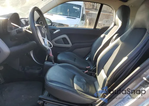 2012 Smart Fortwo Pure z USA, uszkodzony, nr VIN WMEEJ3BA7CK528445